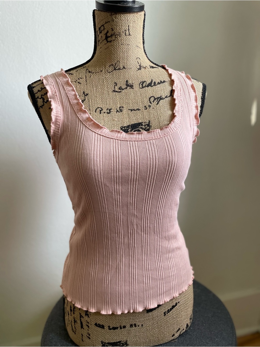 Cotton lettuce hem Pink ribbed tank top with ruffle trim, size M #feminine